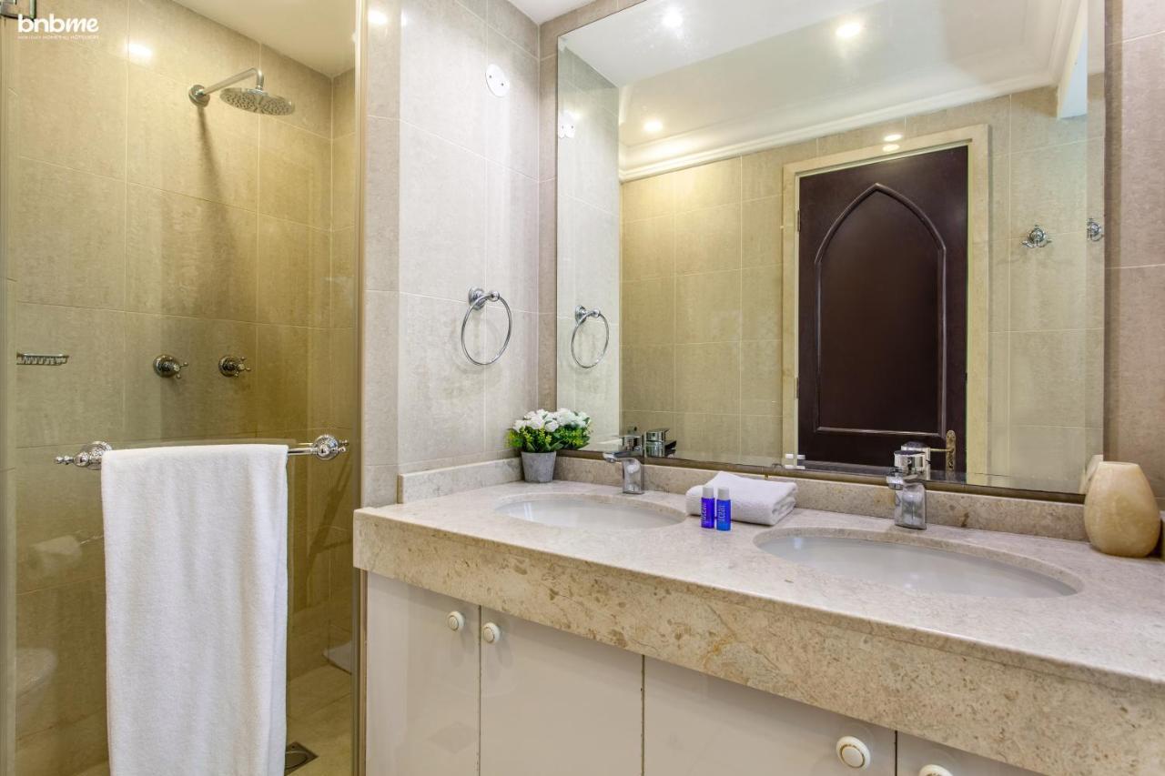 Bnbmehomes - Traditional Meets Modern In Downtown - 5041 Dubai Buitenkant foto