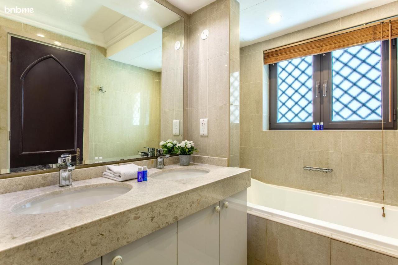 Bnbmehomes - Traditional Meets Modern In Downtown - 5041 Dubai Buitenkant foto